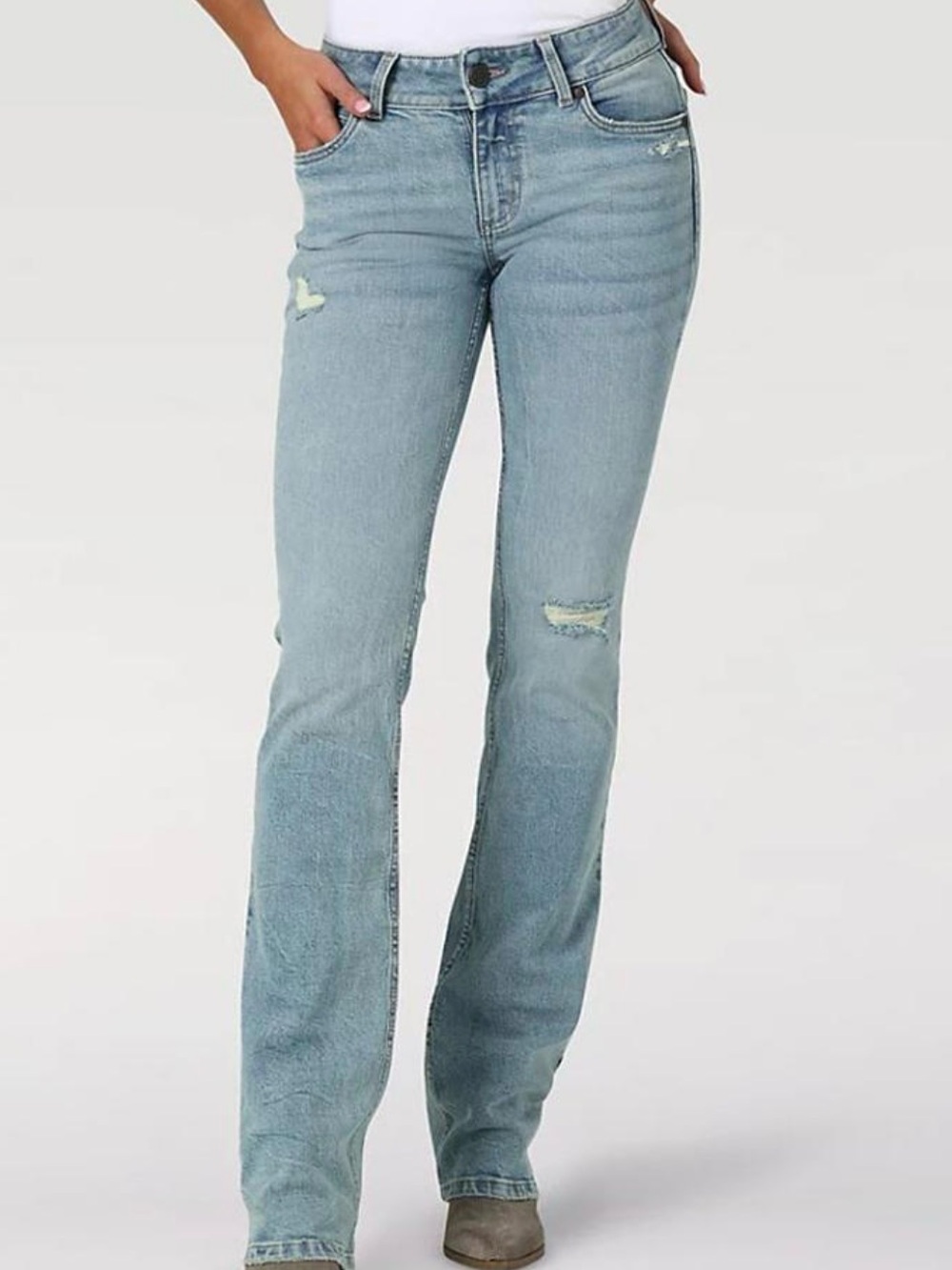 Wrangler Women's Retro Mid-Rise "Mae" Bootcut Jeans